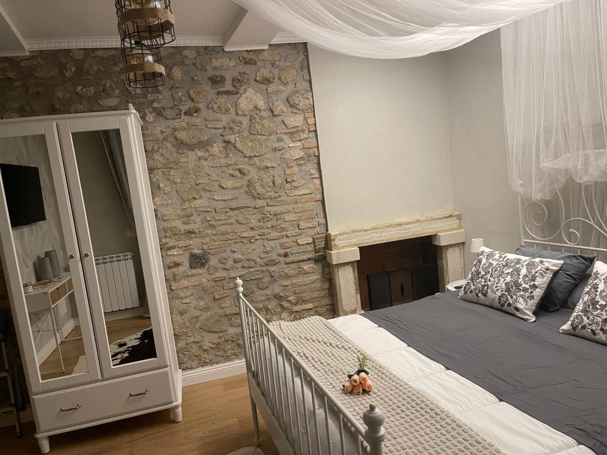 멘타나 Il Borghetto 아파트 외부 사진