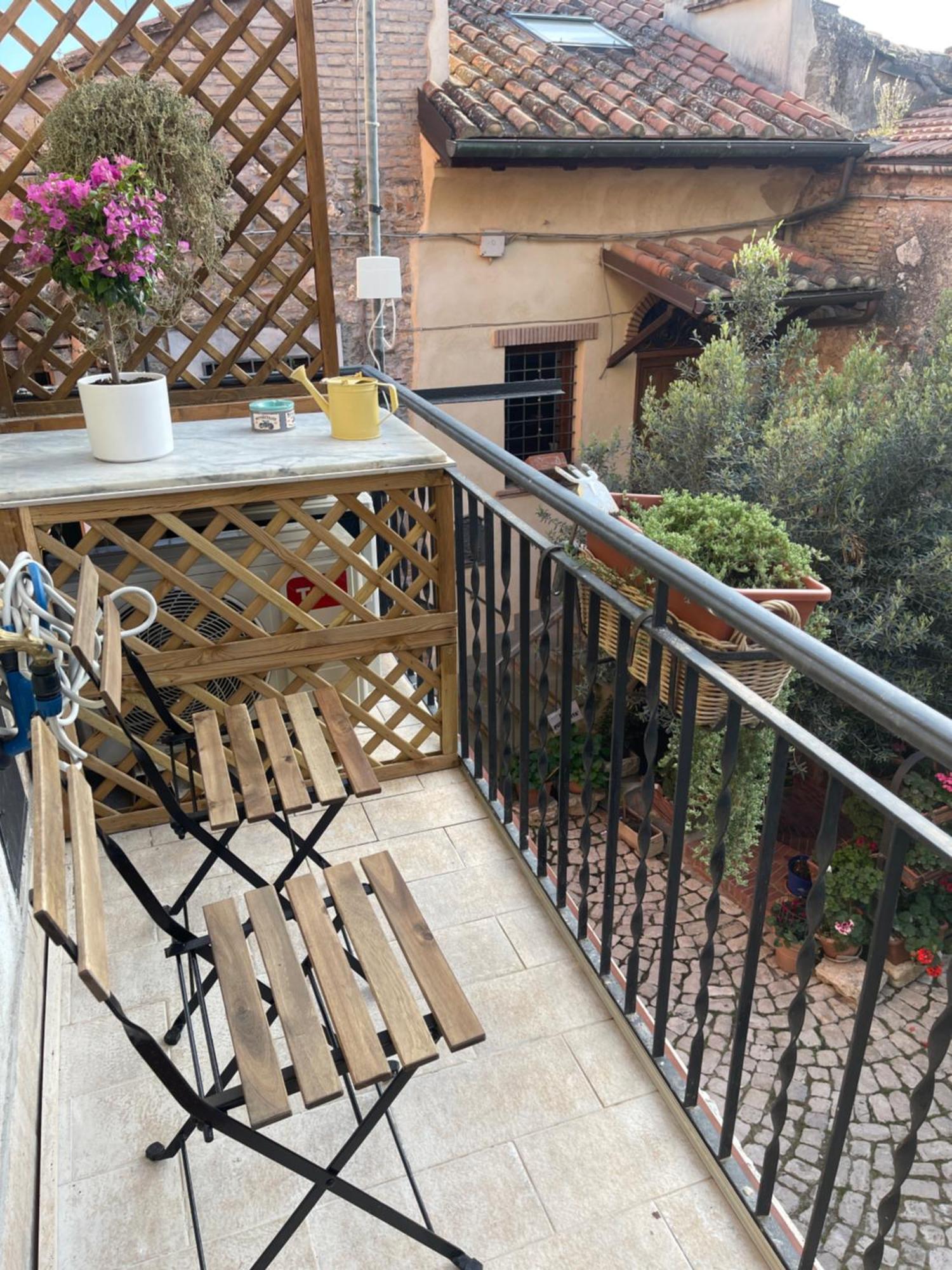 멘타나 Il Borghetto 아파트 외부 사진