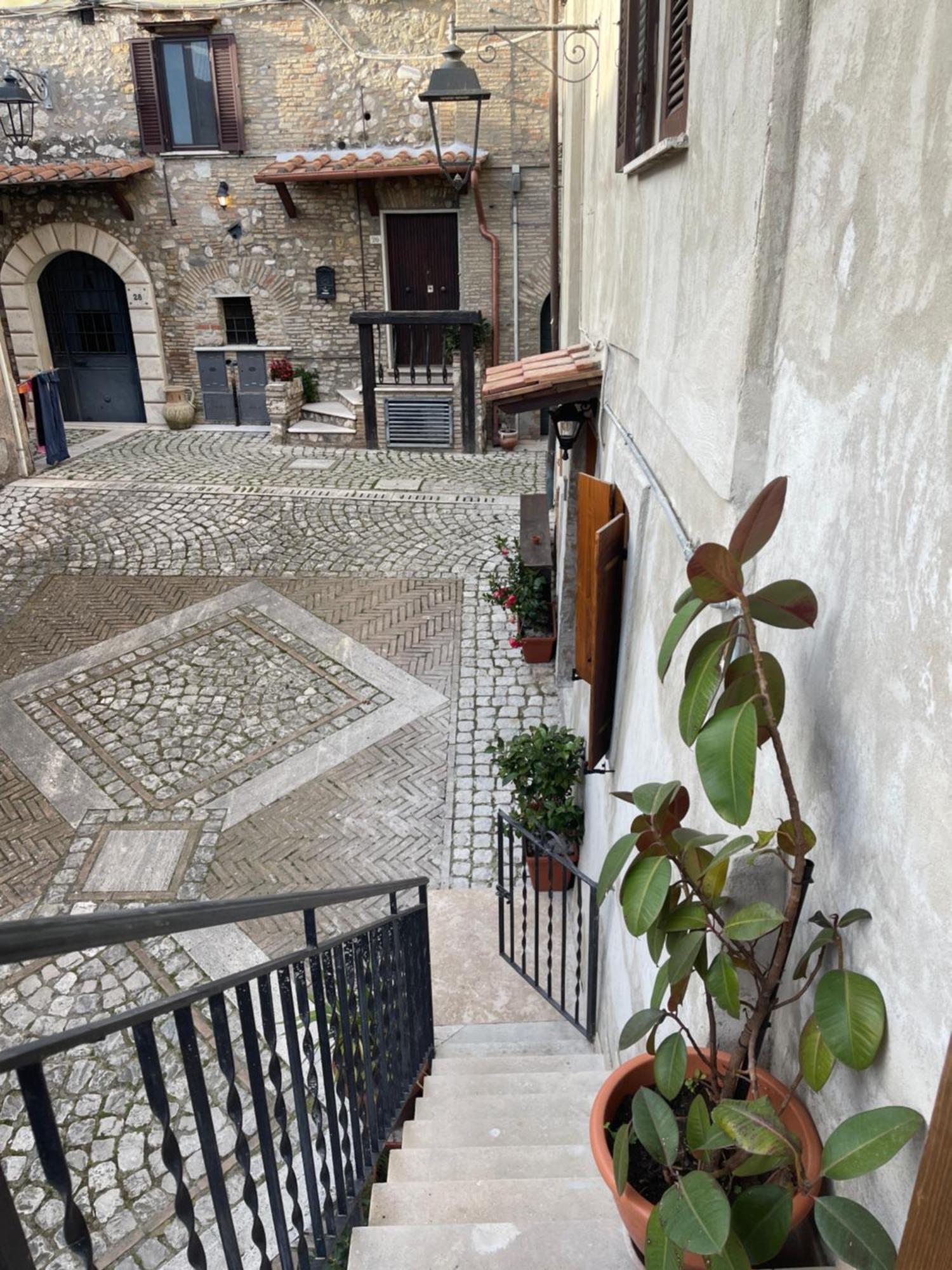 멘타나 Il Borghetto 아파트 외부 사진